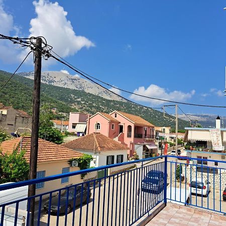 Blue Moon Apartment Agia Efimia Luaran gambar