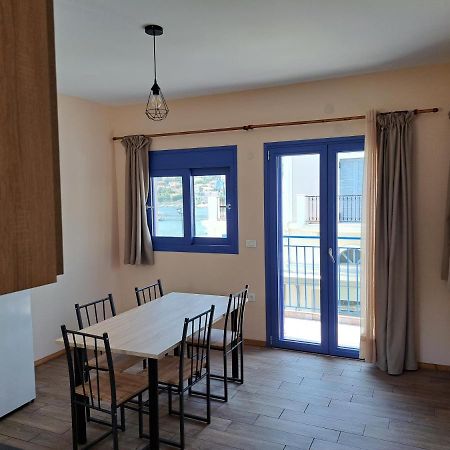 Blue Moon Apartment Agia Efimia Luaran gambar